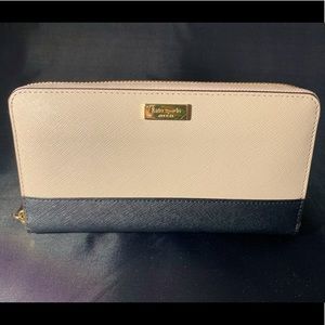 Kate Spade Creme and Black Wallet